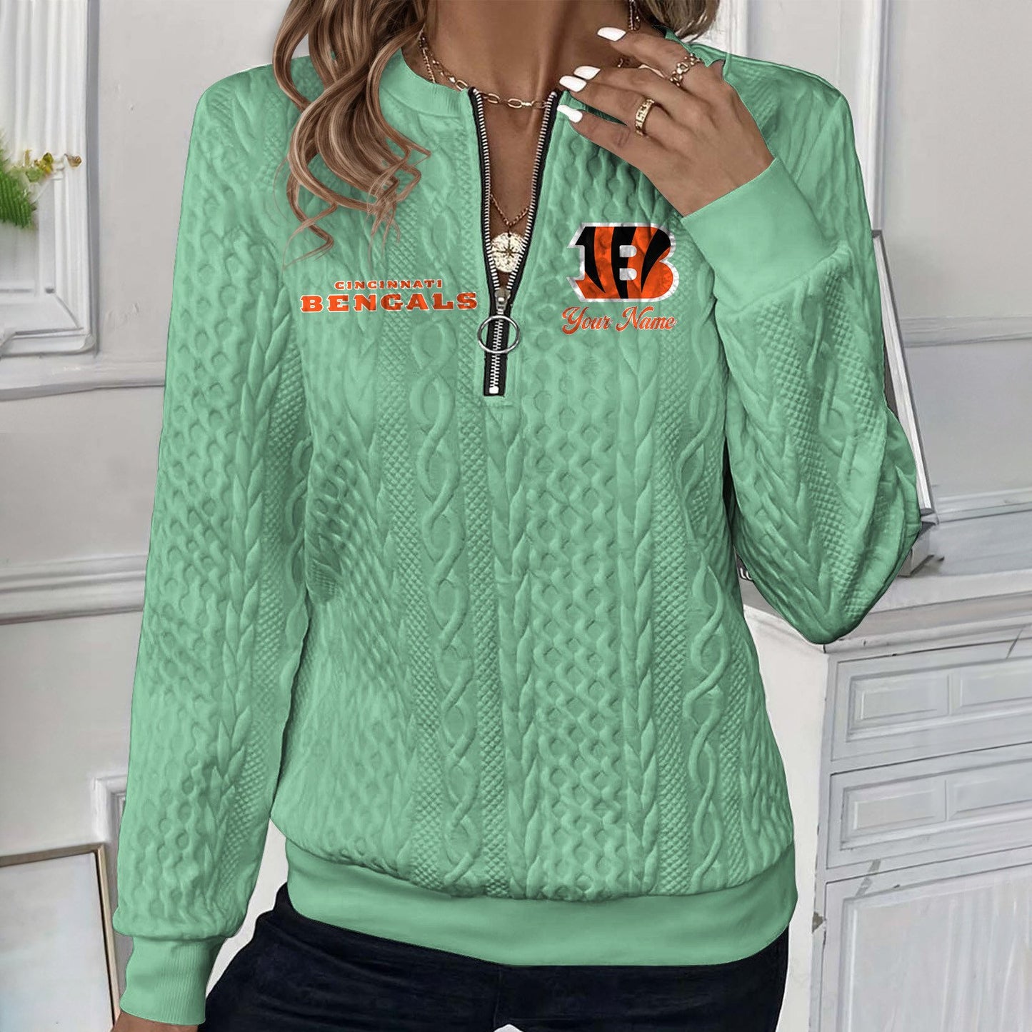 CIN x NFL Women's Quilted Zip-UP Sweatshirt DatND DVT