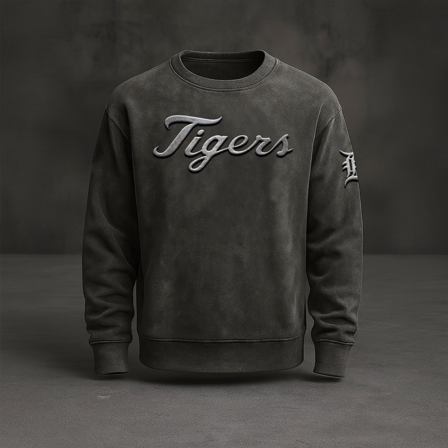 DET x MLB Embossed Sweat Shirt DATND TANTD