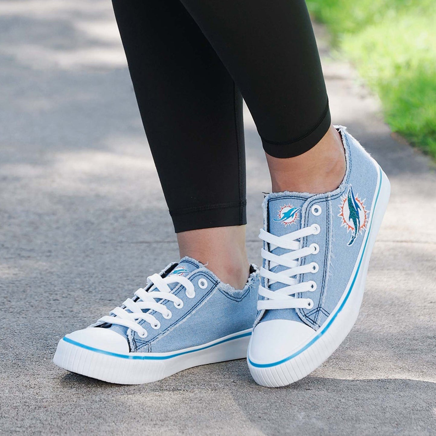 Miami Dolphins Womens Denim Low Top Canvas Shoes NDD