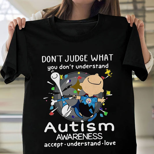 NFL Pittsburgh Steelers Snoopy And Friends I Wear Blue For My Son Autism Awareness Accept Understand Love Tshirt