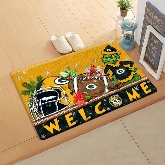 NFL x GB Doormat Grinch Christmas Welcome FOOTBALL NDT TDT